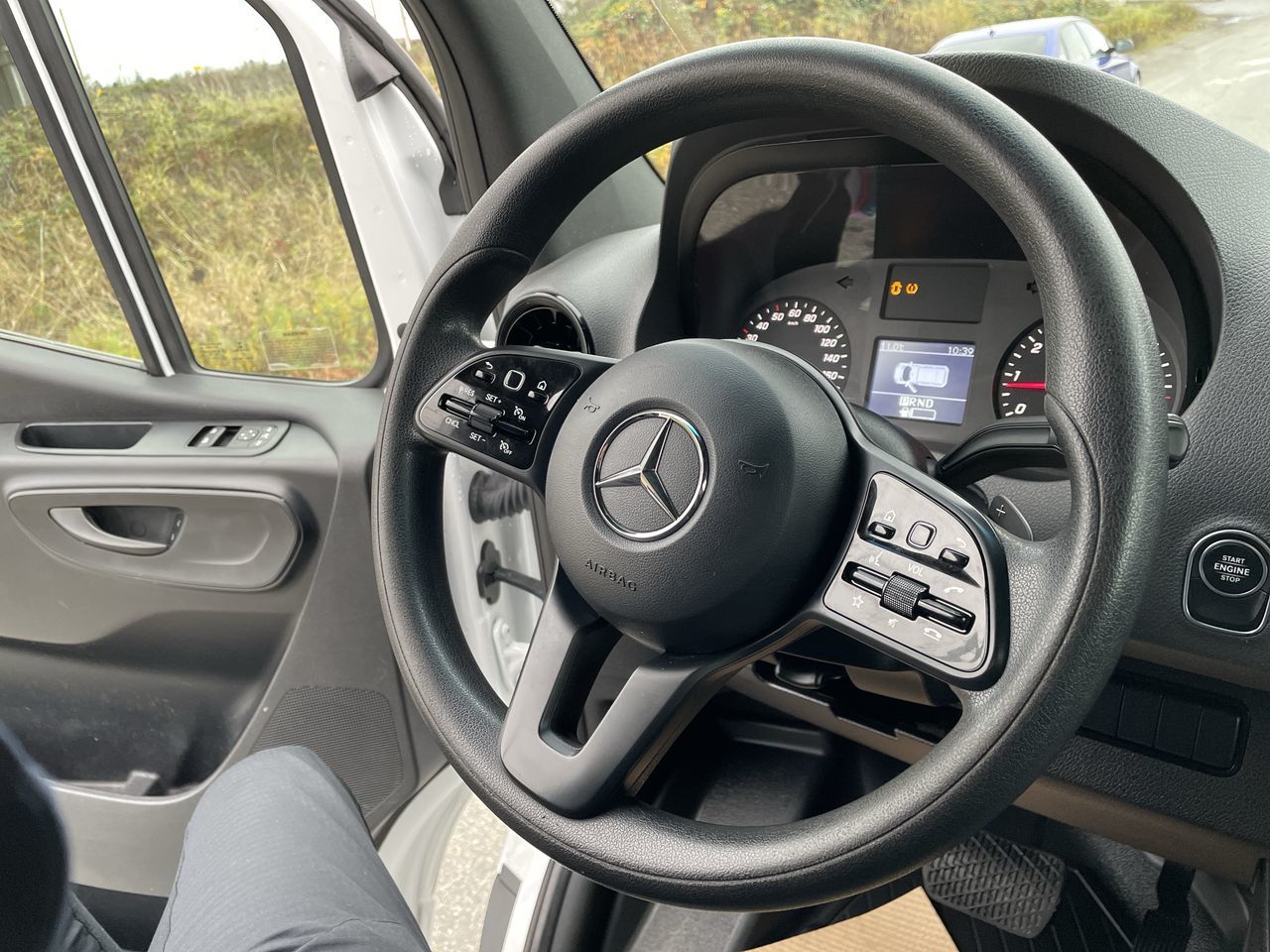 Mercedes-Benz Sprinter 2500 Cargo 170  2022 à Langley, Colombie-Britannique