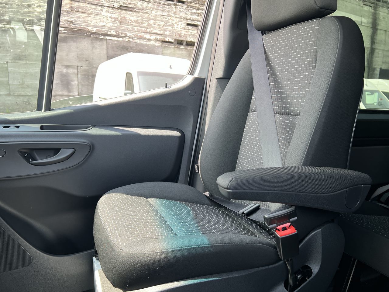 2025 Mercedes-Benz Sprinter 2500