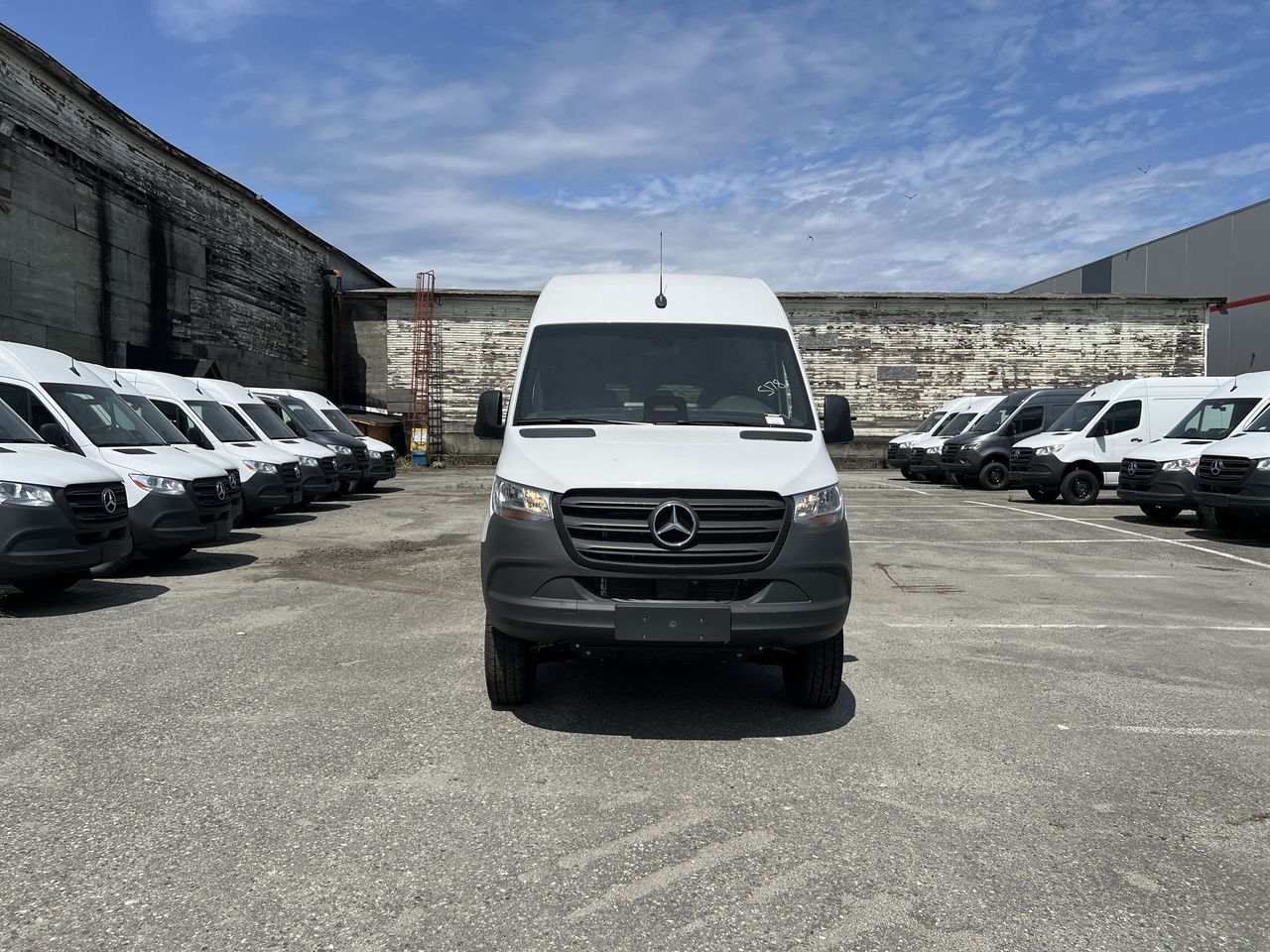 2025 Mercedes-Benz Sprinter 2500