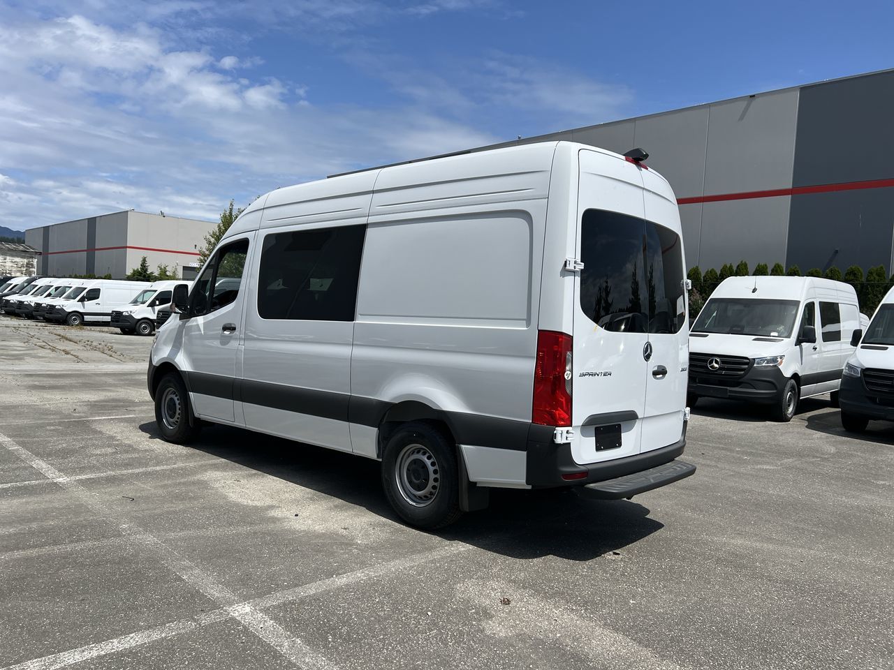 2025 Mercedes-Benz Sprinter 2500