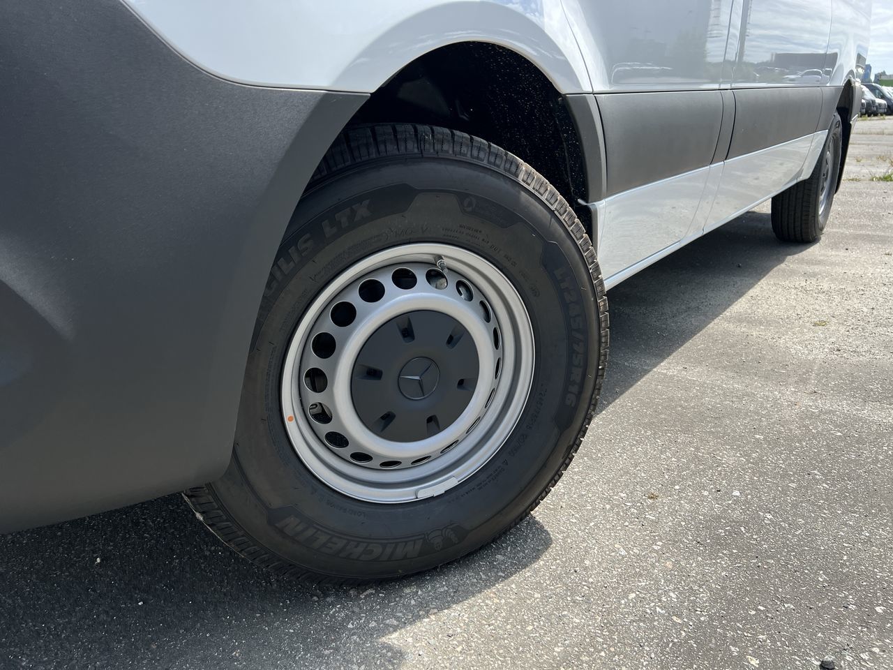 2025 Mercedes-Benz Sprinter 2500