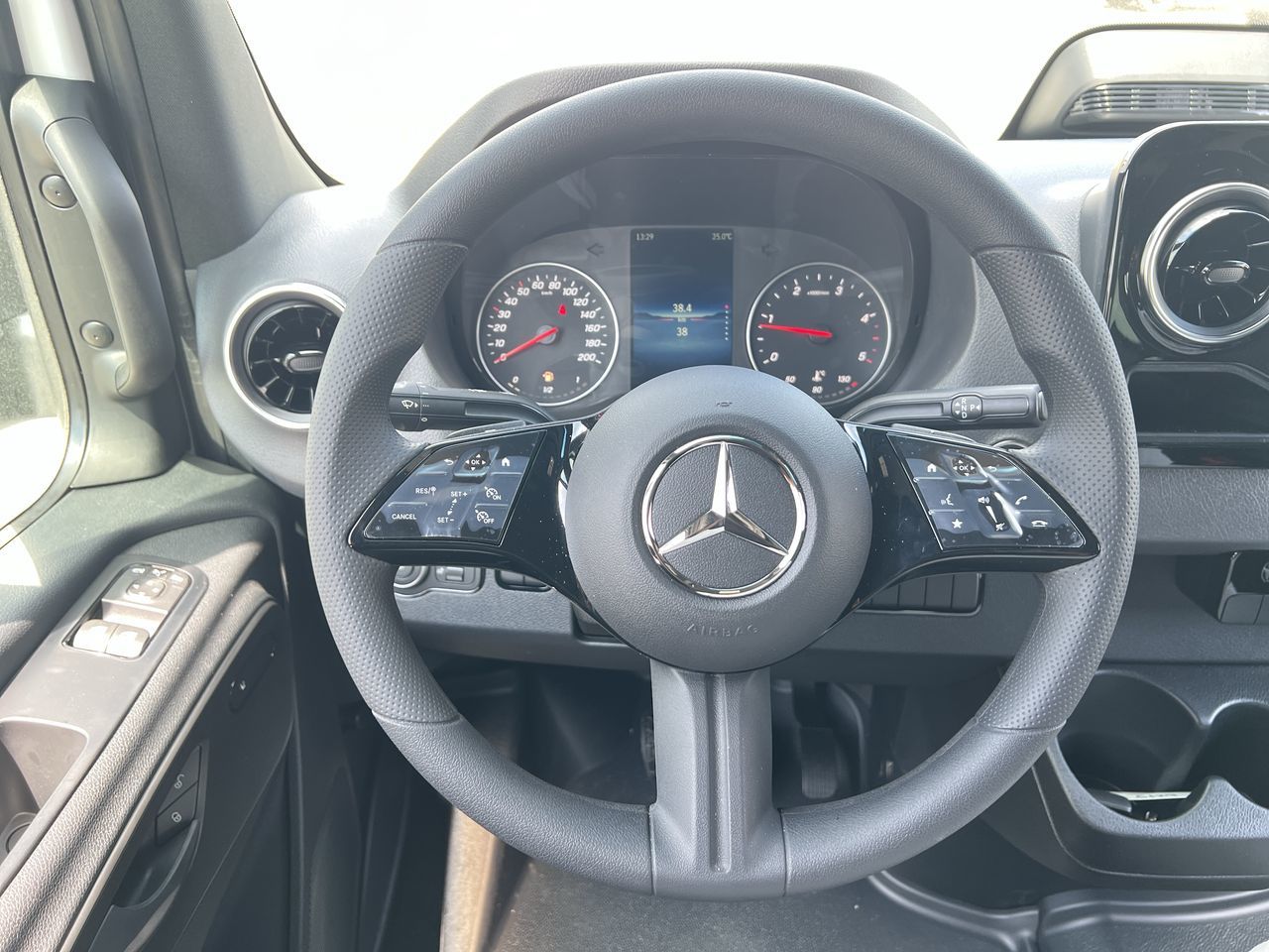 2025 Mercedes-Benz Sprinter 2500