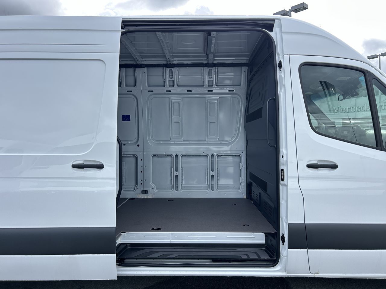 Mercedes-Benz Sprinter 2500  2025 à Langley, Colombie-Britannique