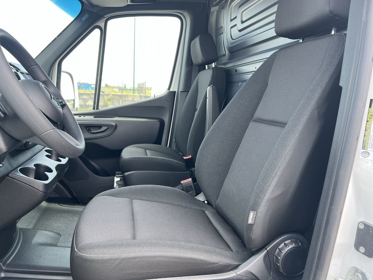 2025 Mercedes-Benz Sprinter 2500