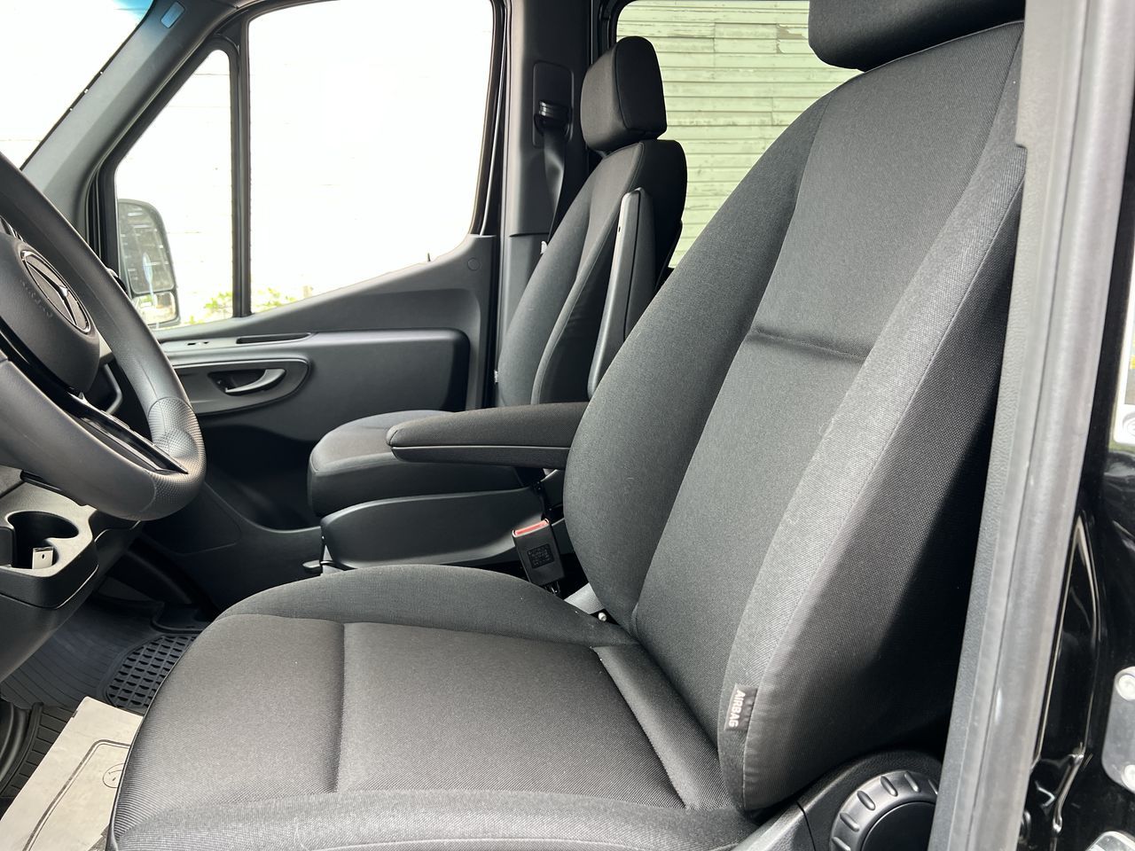 2025 Mercedes-Benz Sprinter 2500