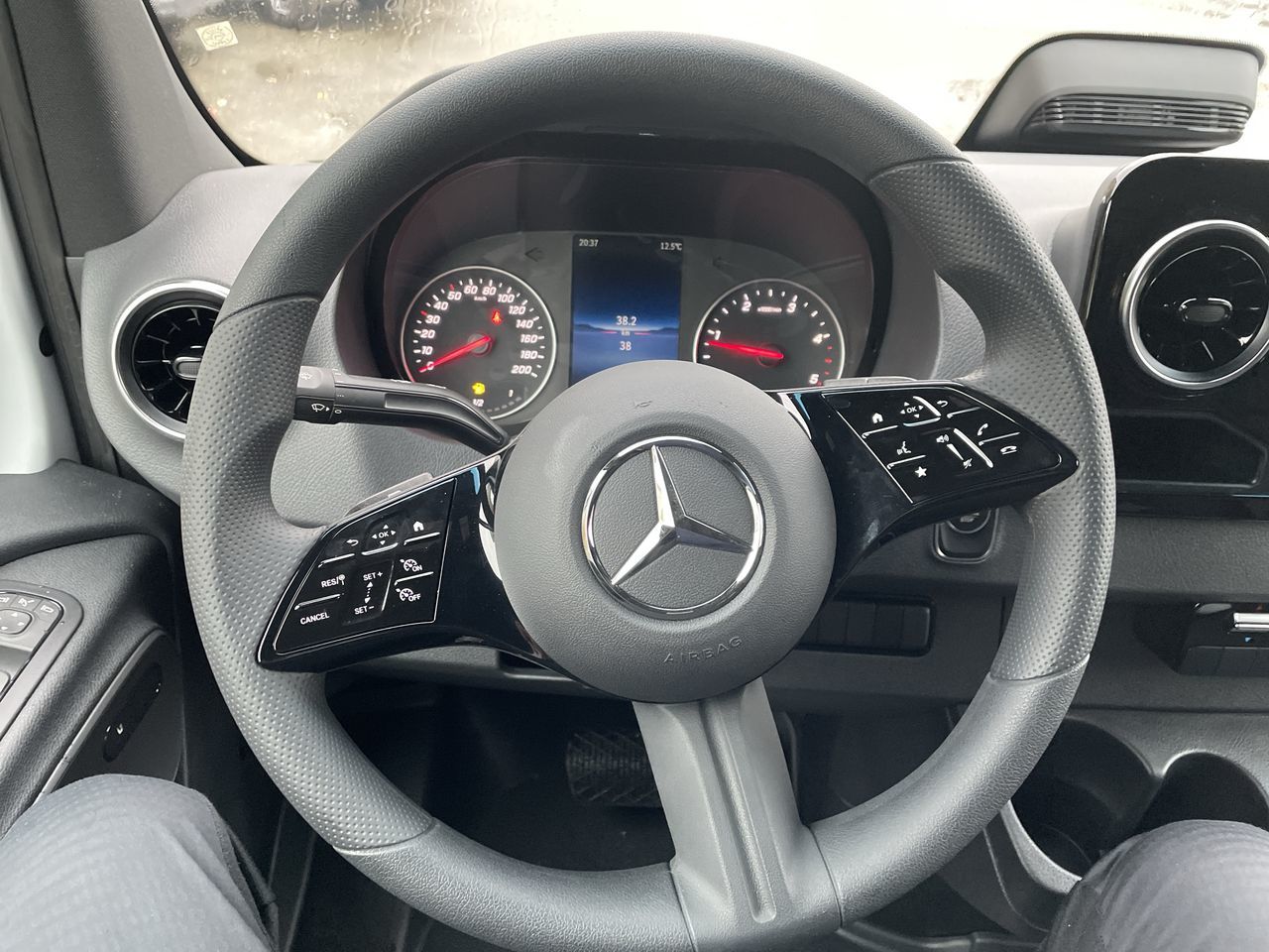2025 Mercedes-Benz Sprinter 2500