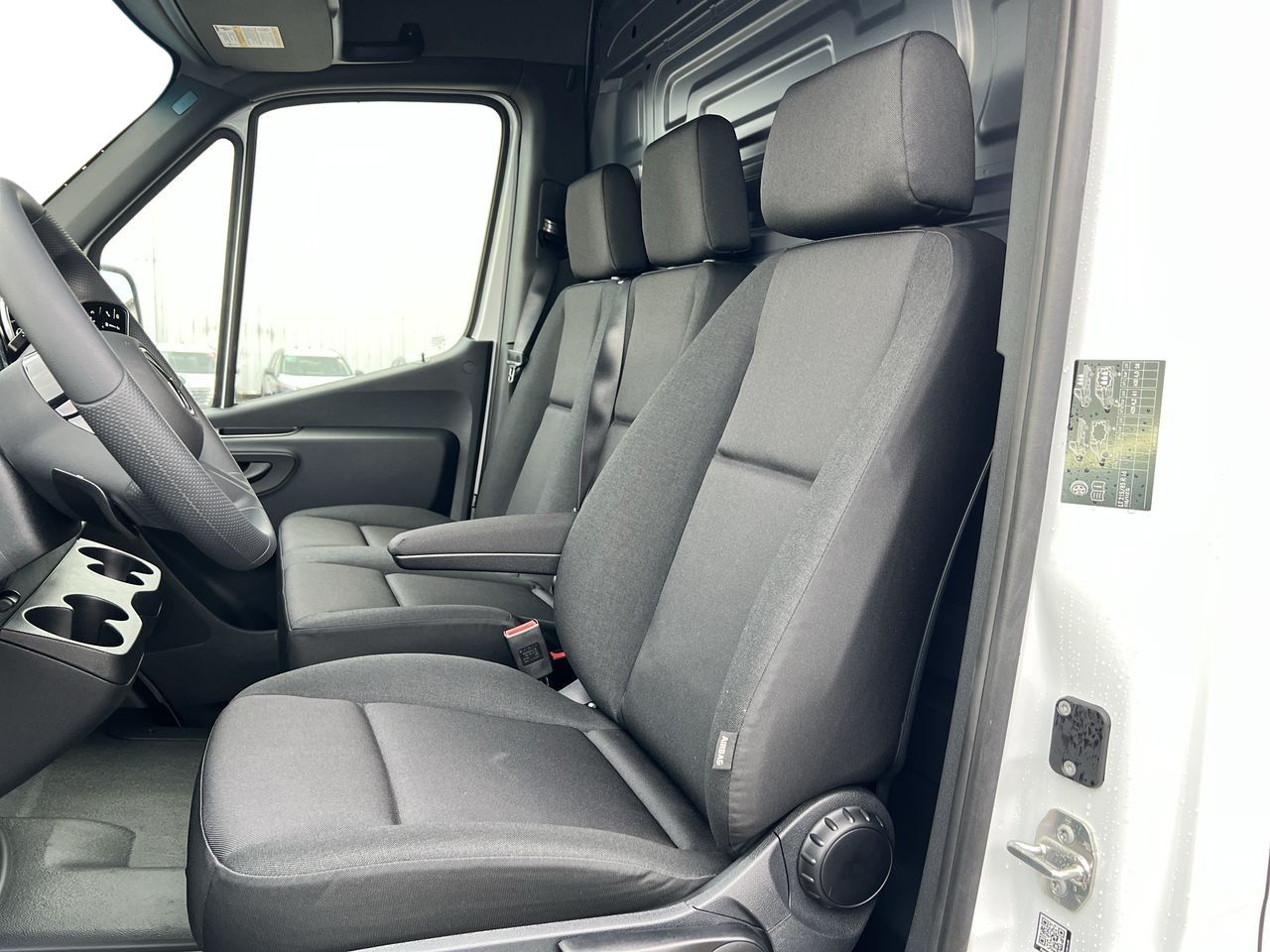 2025 Mercedes-Benz Sprinter 3500XD