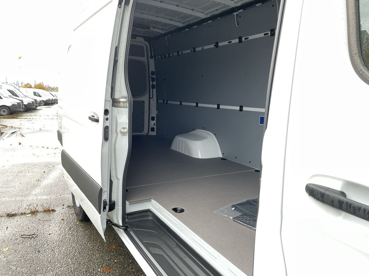 2025 Mercedes-Benz Sprinter 3500XD