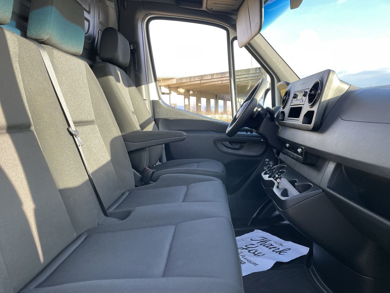 Mercedes-Benz Sprinter V6 2500 Cargo 144  2020 à Langley, Colombie-Britannique