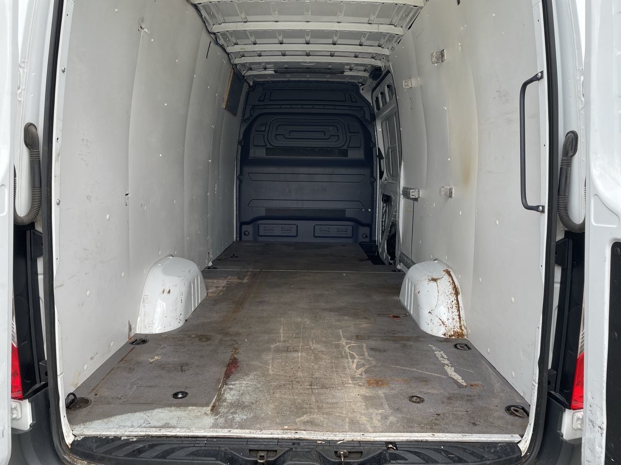 2019 Mercedes-Benz Sprinter V6 2500 Cargo 170