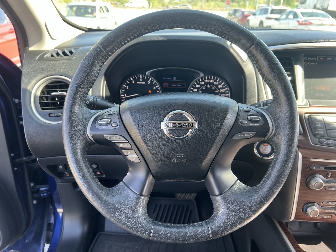 Nissan Pathfinder  2017 à Langley, Colombie-Britannique