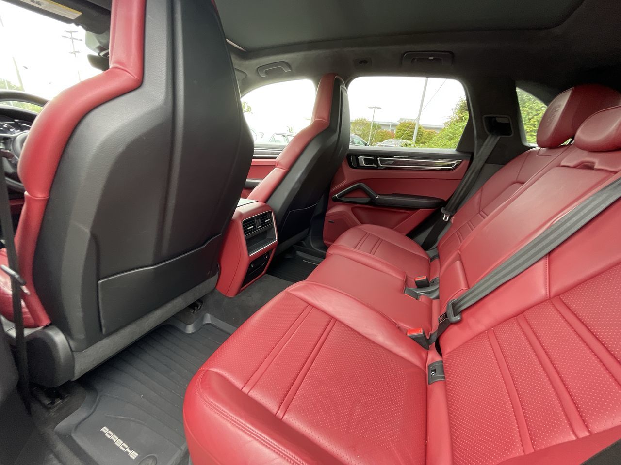 2023 Porsche Cayenne