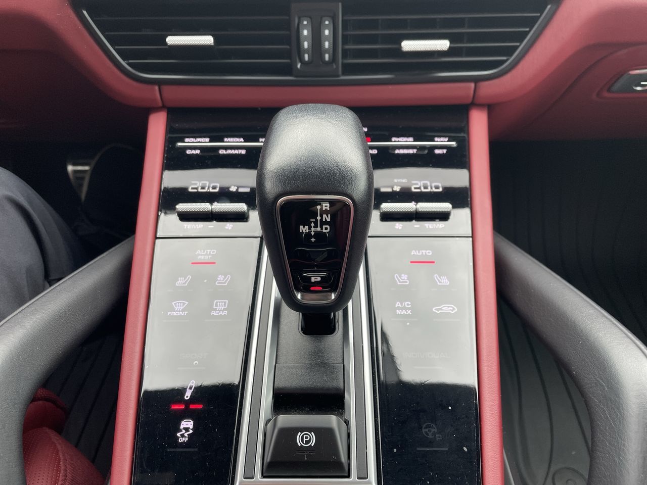 2023 Porsche Cayenne