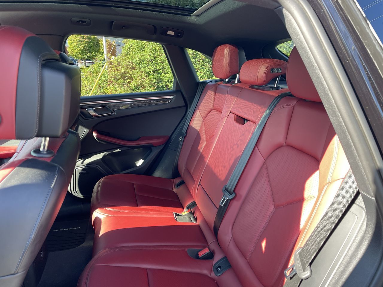 2024 Porsche Macan in Langley, British Columbia