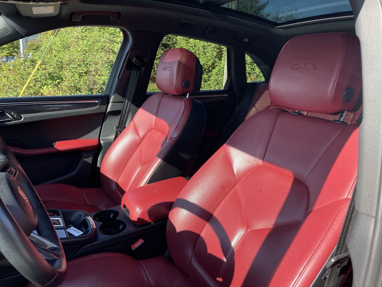 2024 Porsche Macan in Langley, British Columbia