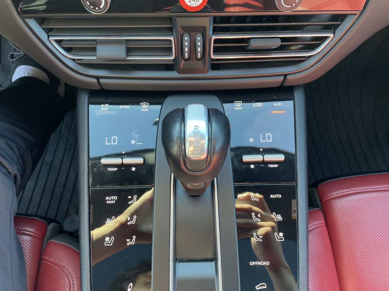 2024 Porsche Macan in Langley, British Columbia