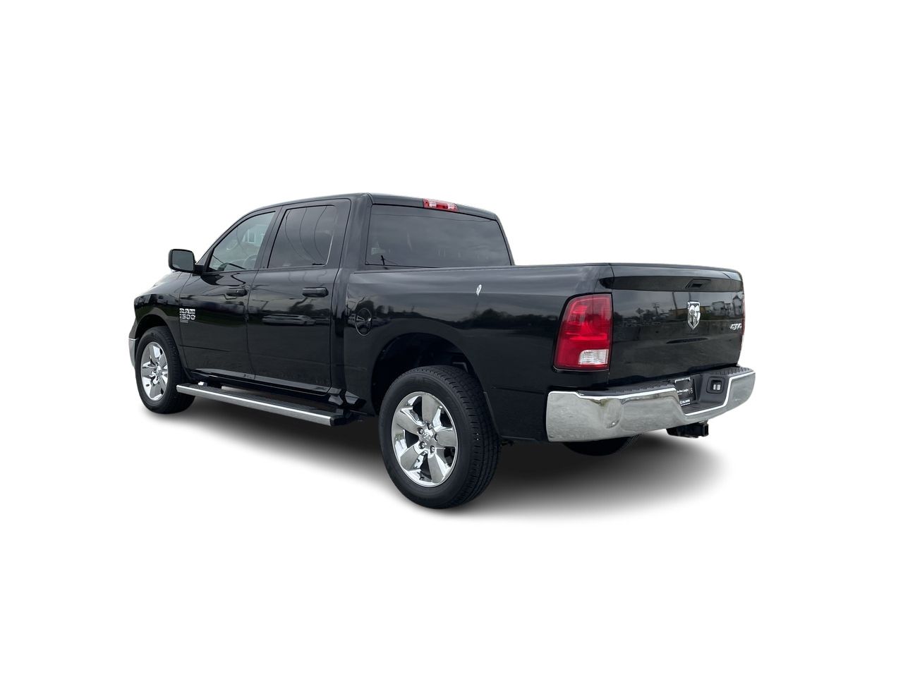 2022  RAM 1500 Classic Crew Cab 4x4 (DS)