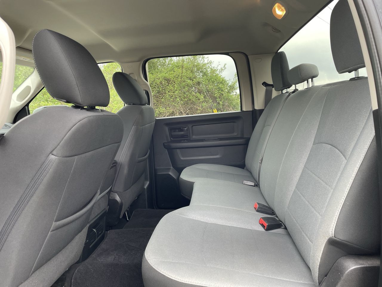 2022  RAM 1500 Classic Crew Cab 4x4 (DS)