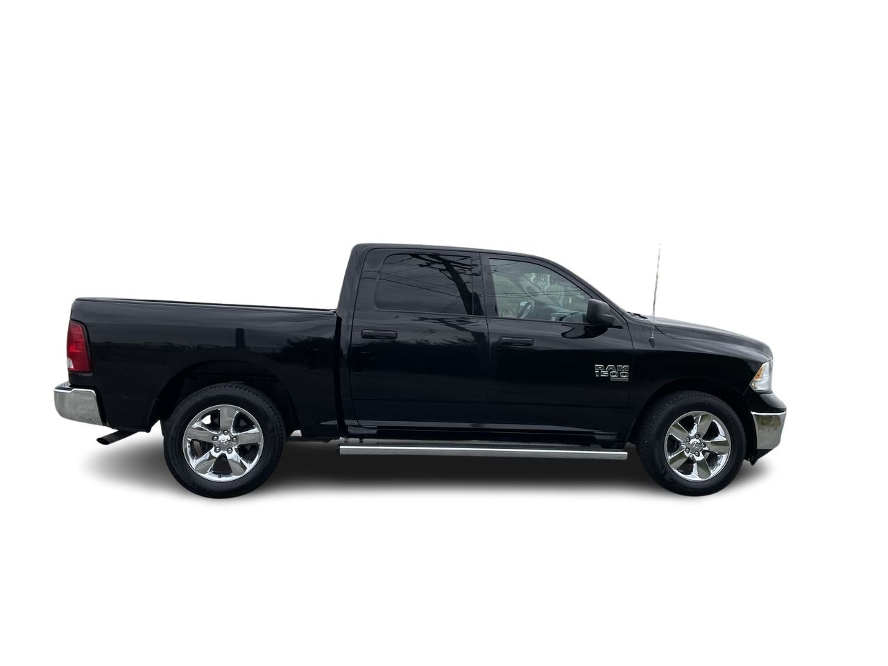2022  RAM 1500 Classic Crew Cab 4x4 (DS)
