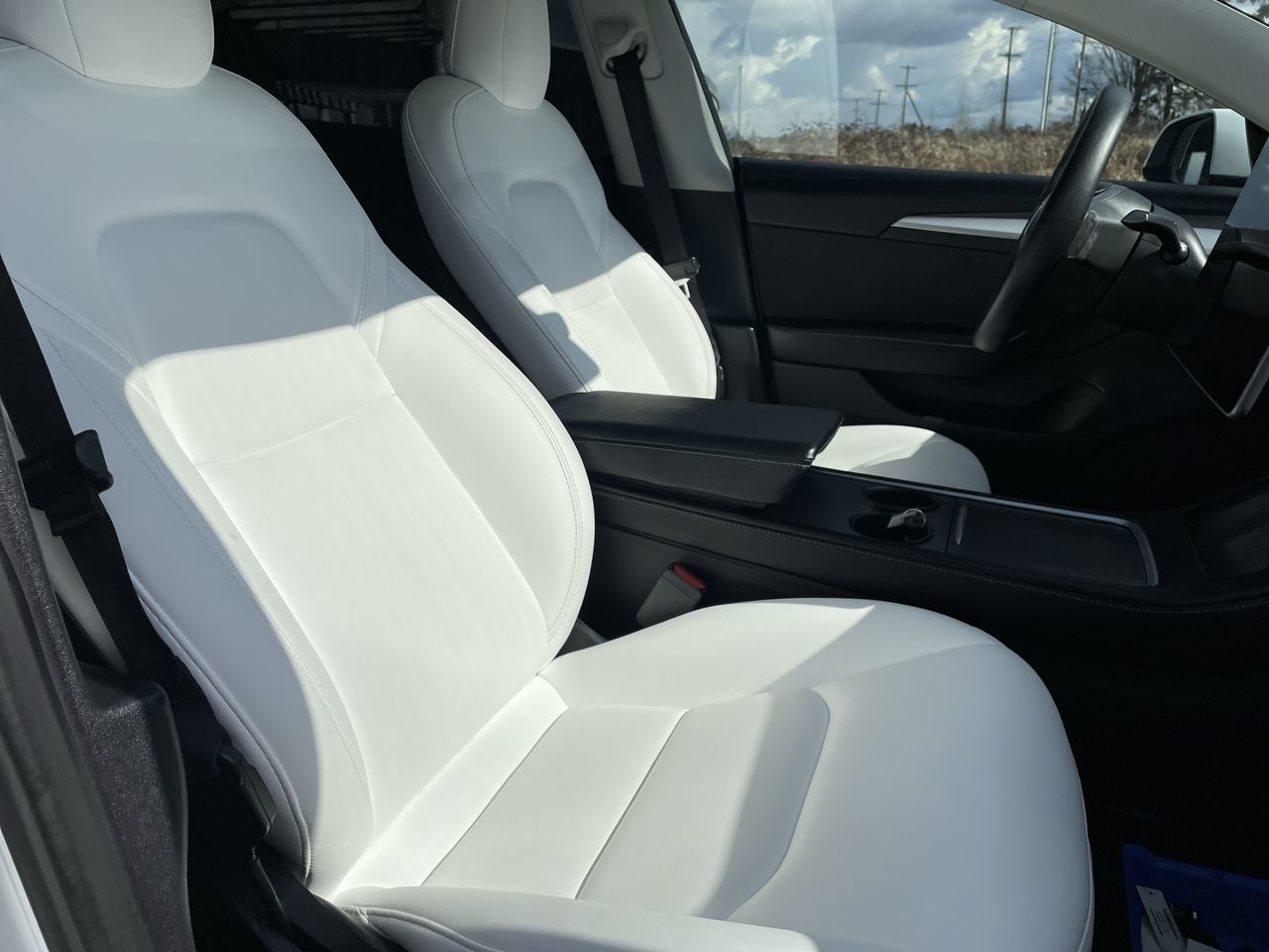 Voxcar TESLA Model 3 SEDAN in , VANCOUVER