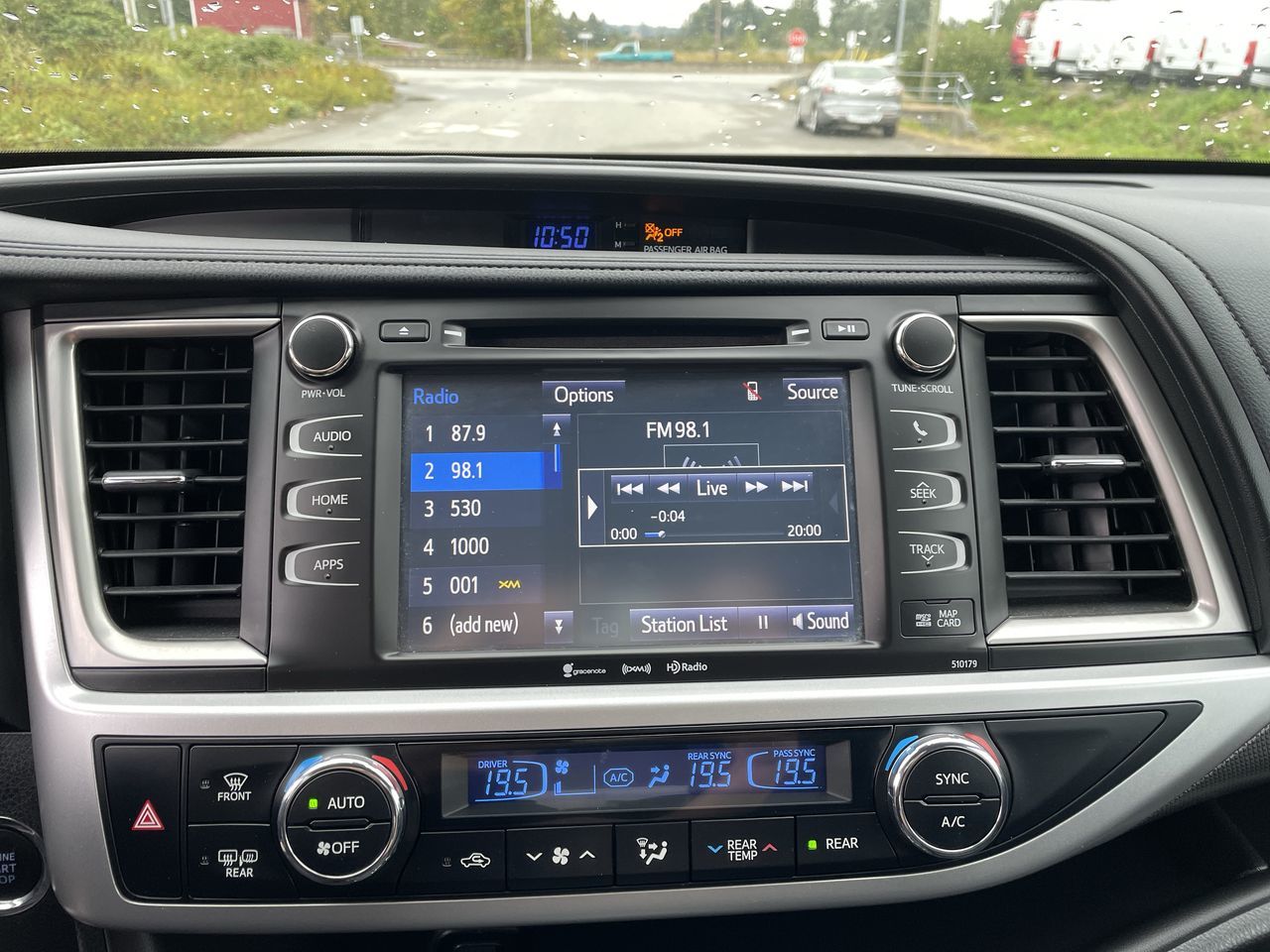 2017 Toyota Highlander
