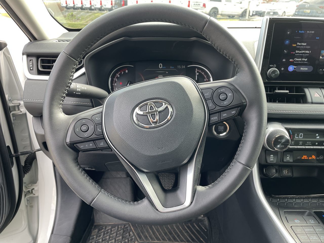 2025  RAV4
