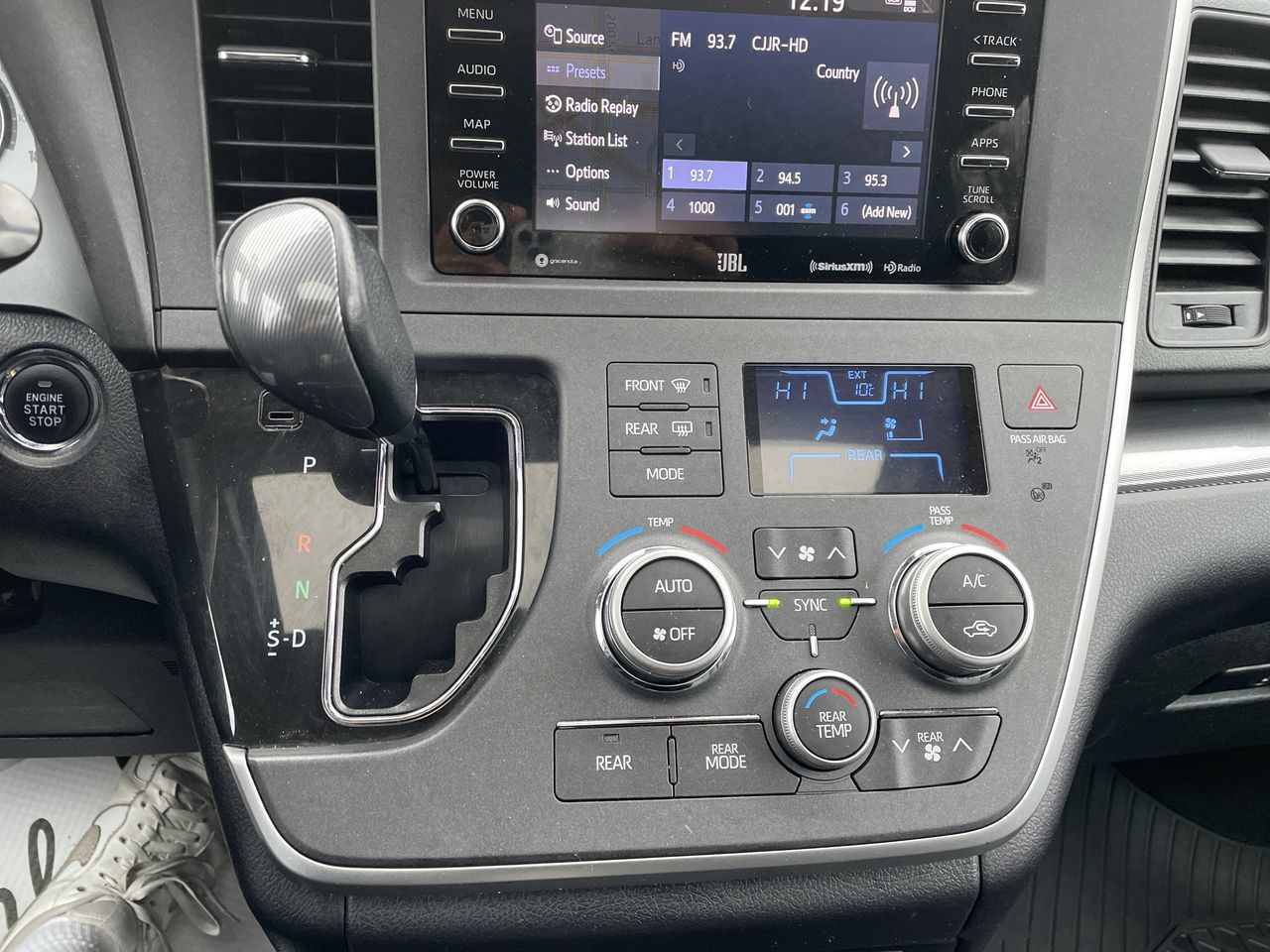 2020 Toyota Sienna in Langley, British Columbia