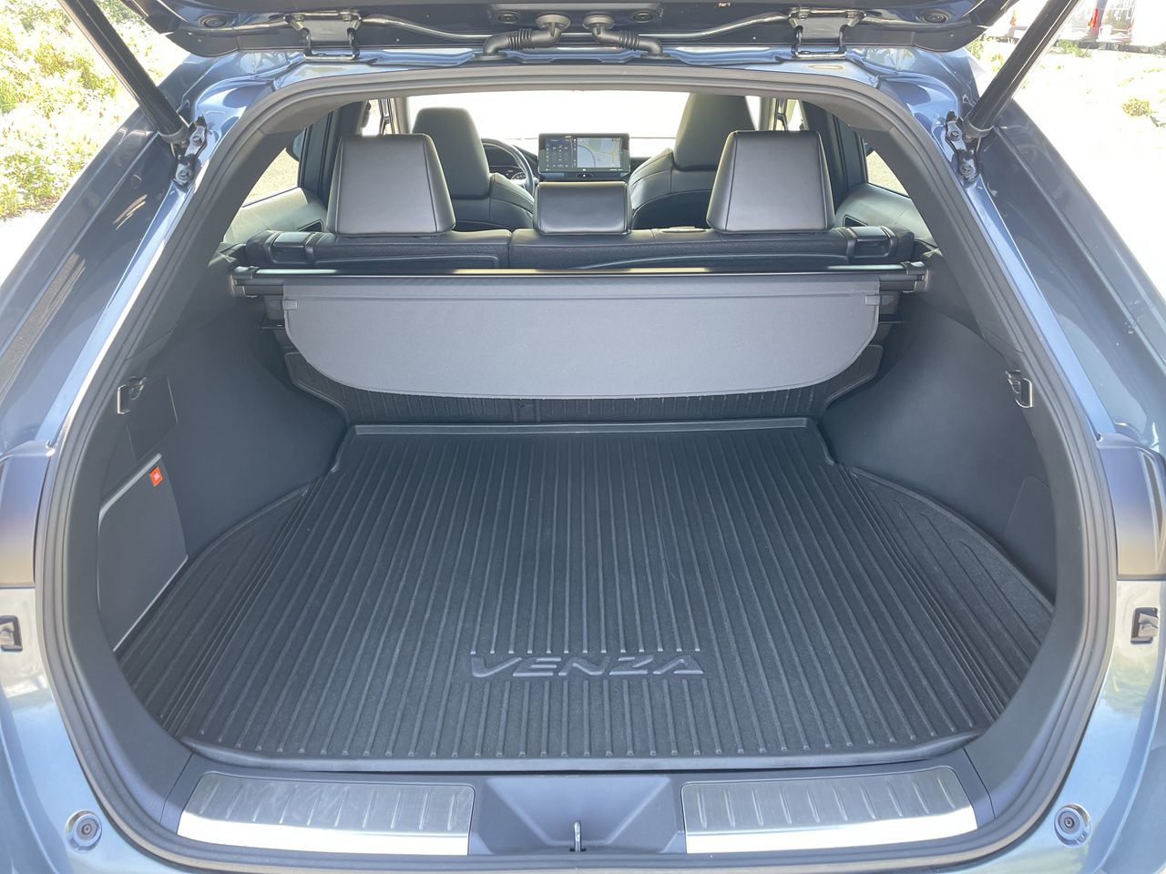 2021  Venza Hybrid