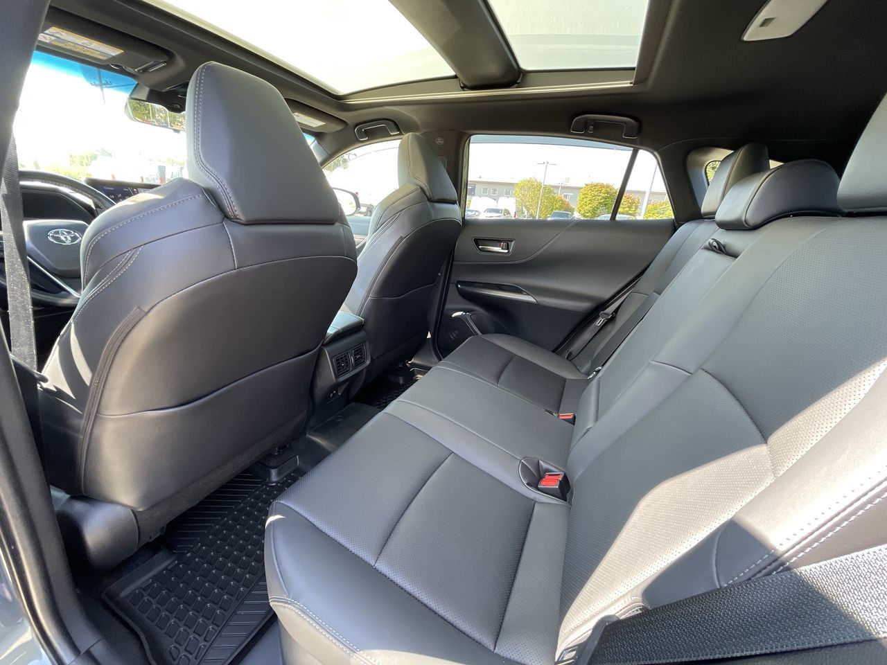 2021  Venza Hybrid
