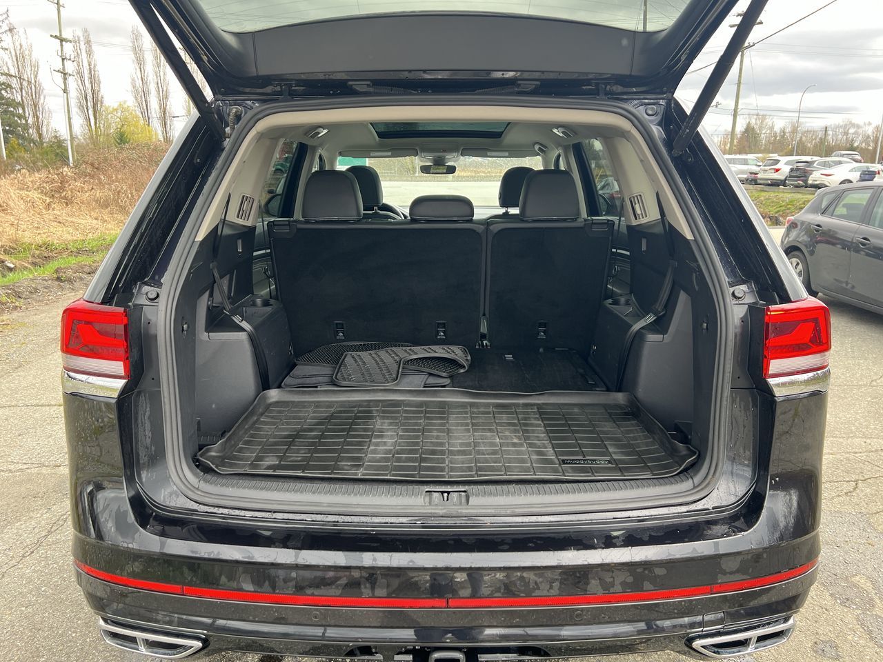 2023 Volkswagen Atlas in Langley, British Columbia