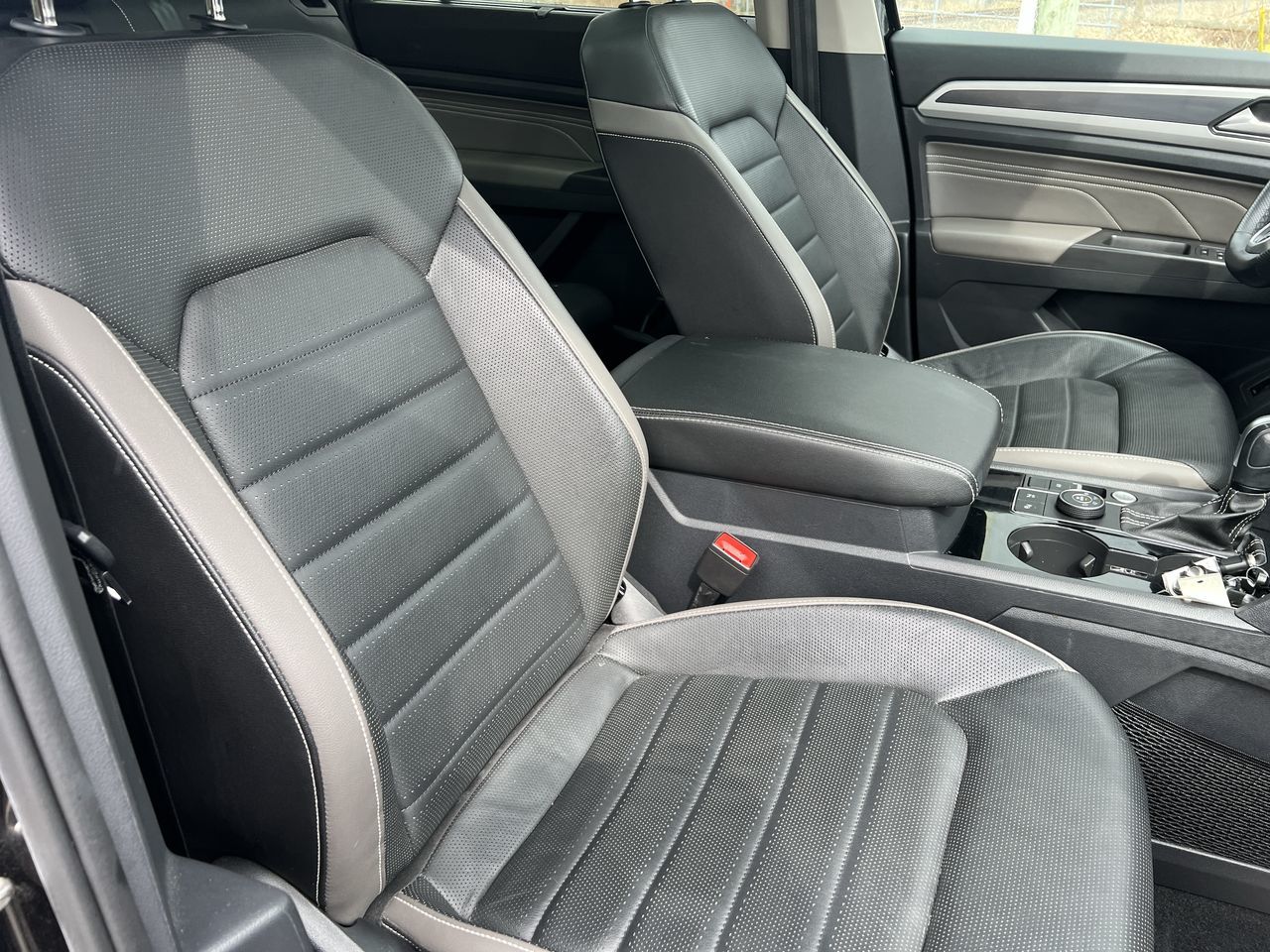 2023 Volkswagen Atlas in Langley, British Columbia