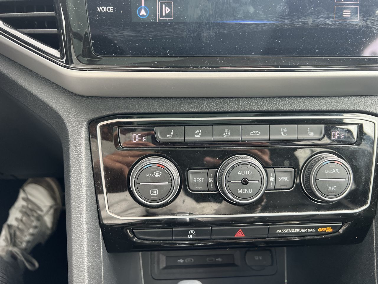 2023 Volkswagen Atlas in Langley, British Columbia