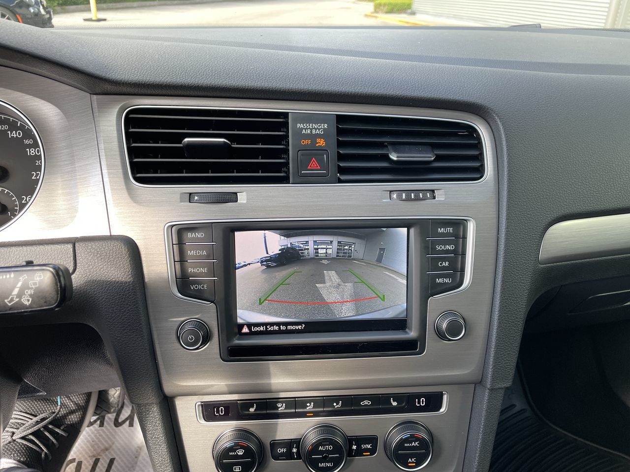 2017 Volkswagen Golf Sportwagen