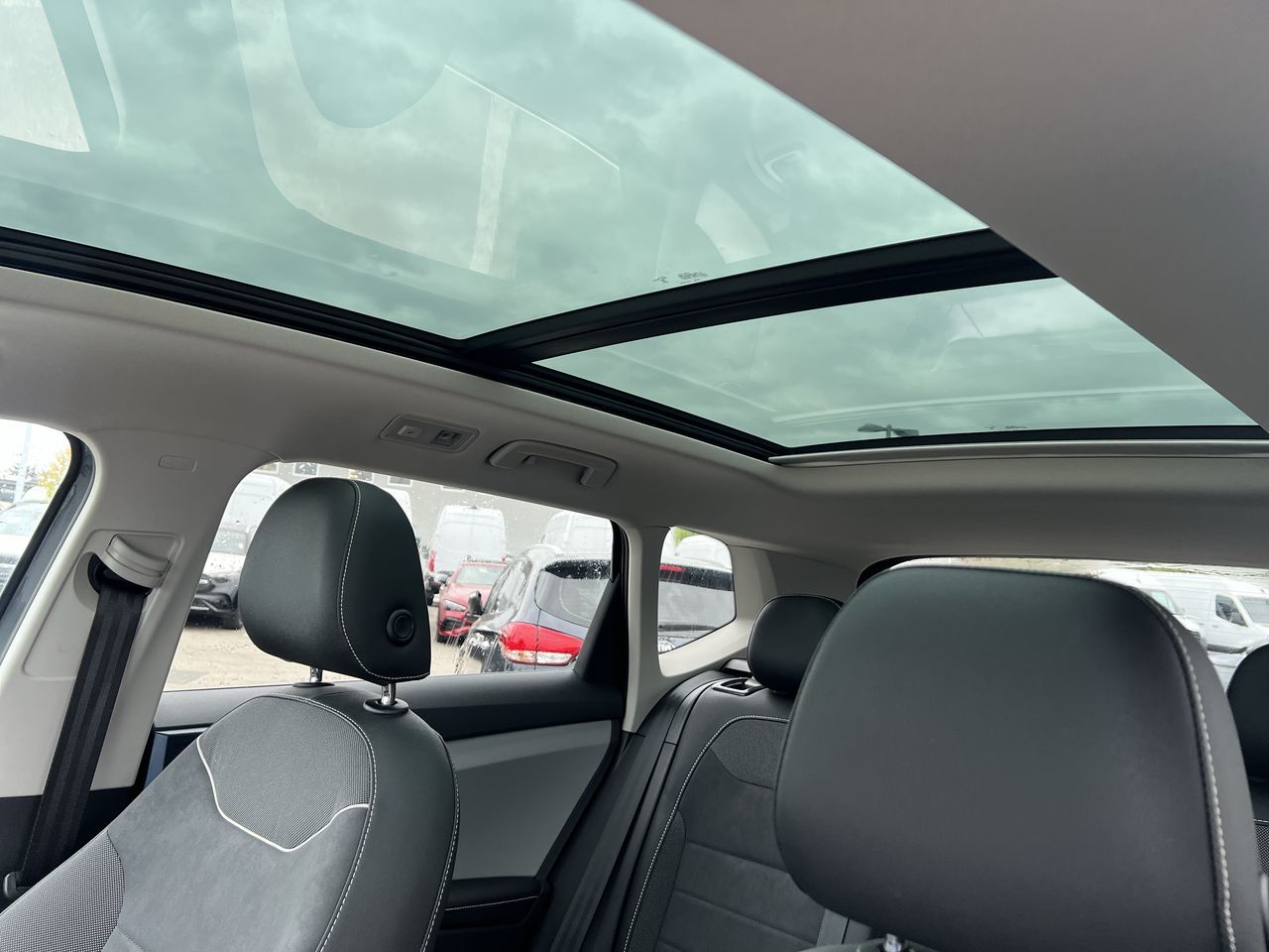 2024 Volkswagen Taos