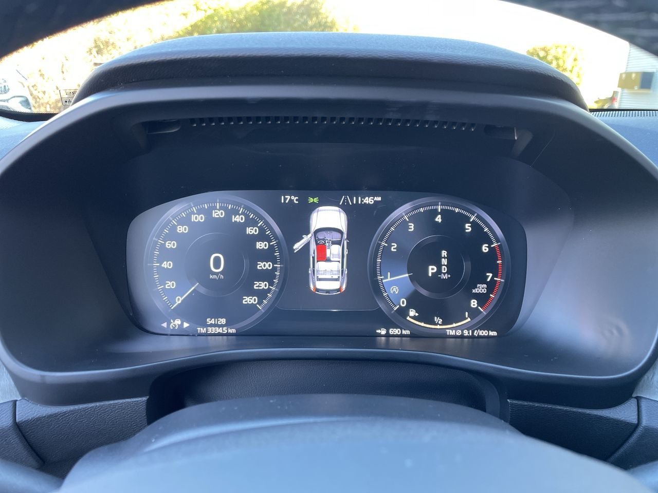 2022  XC40