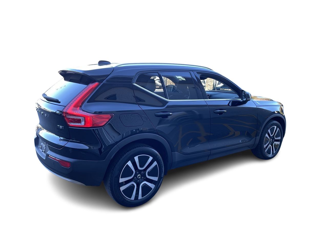 2022  XC40