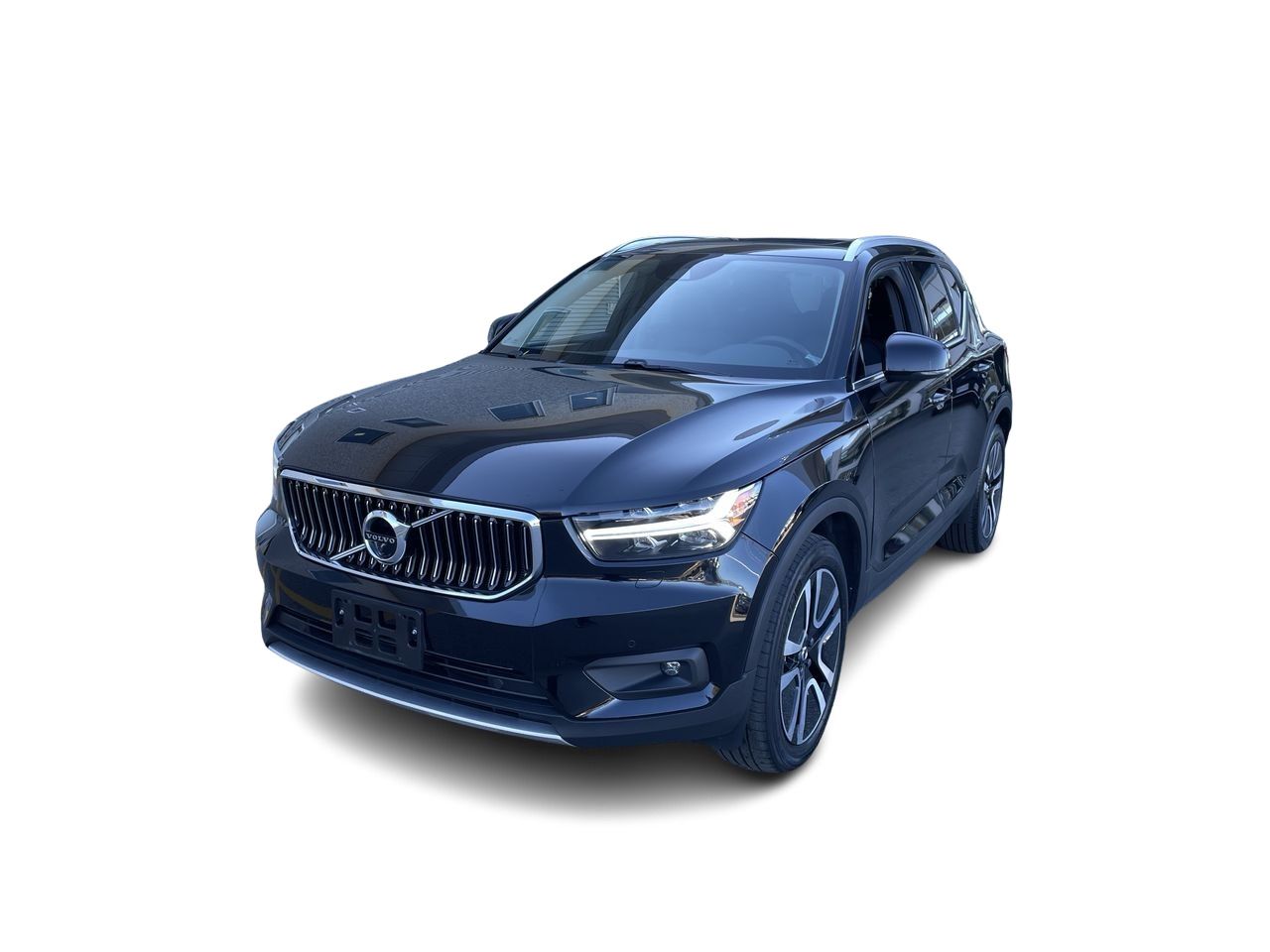 2022  XC40