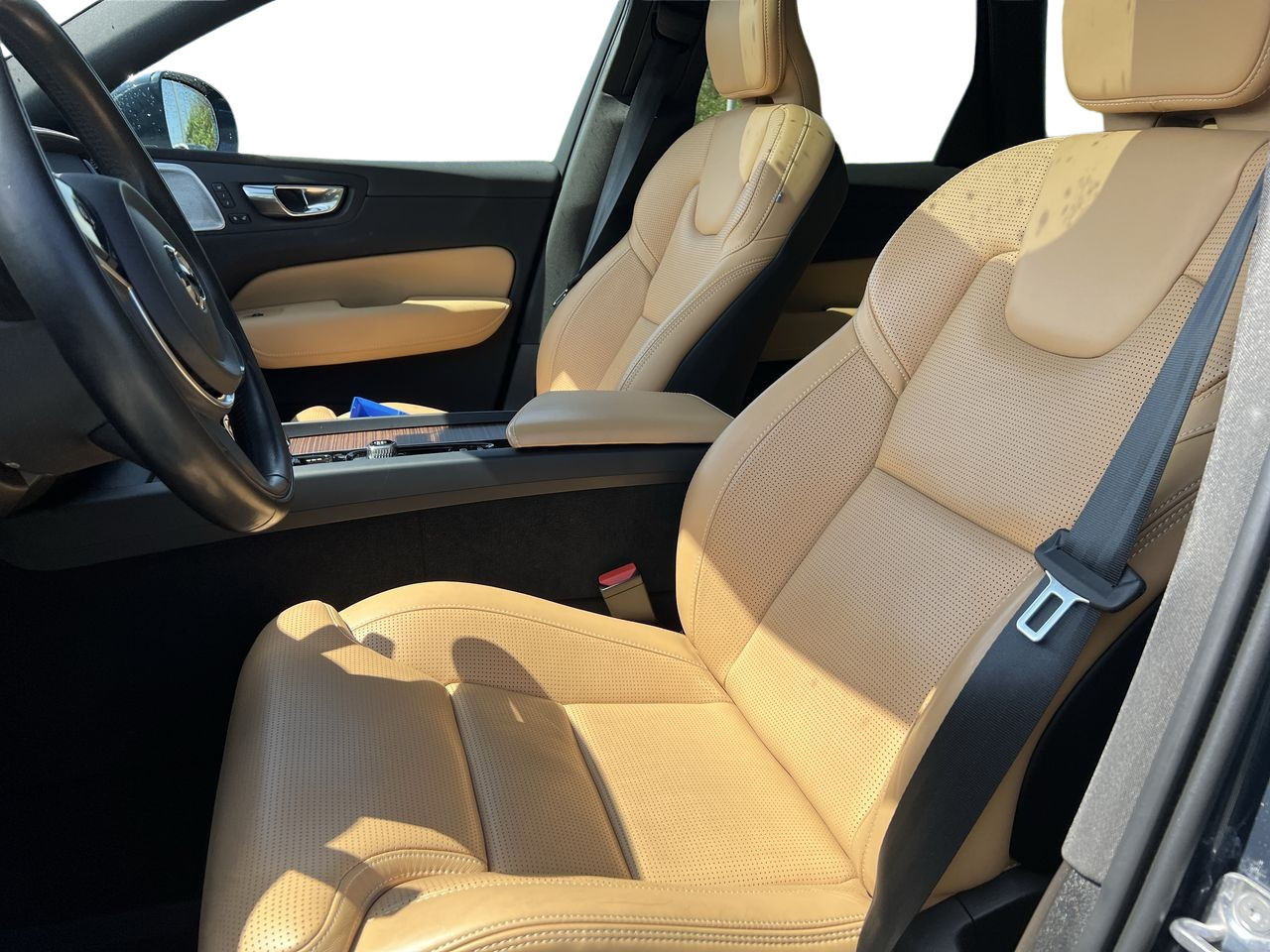 2021 Volvo XC60 in Langley, British Columbia