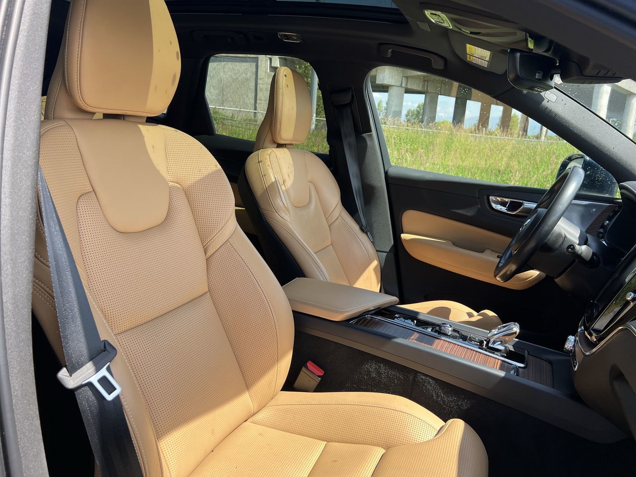 2021 Volvo XC60 in Langley, British Columbia