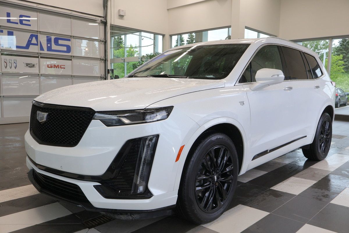 2022 Cadillac XT6 Premium Luxury ONYX PKG