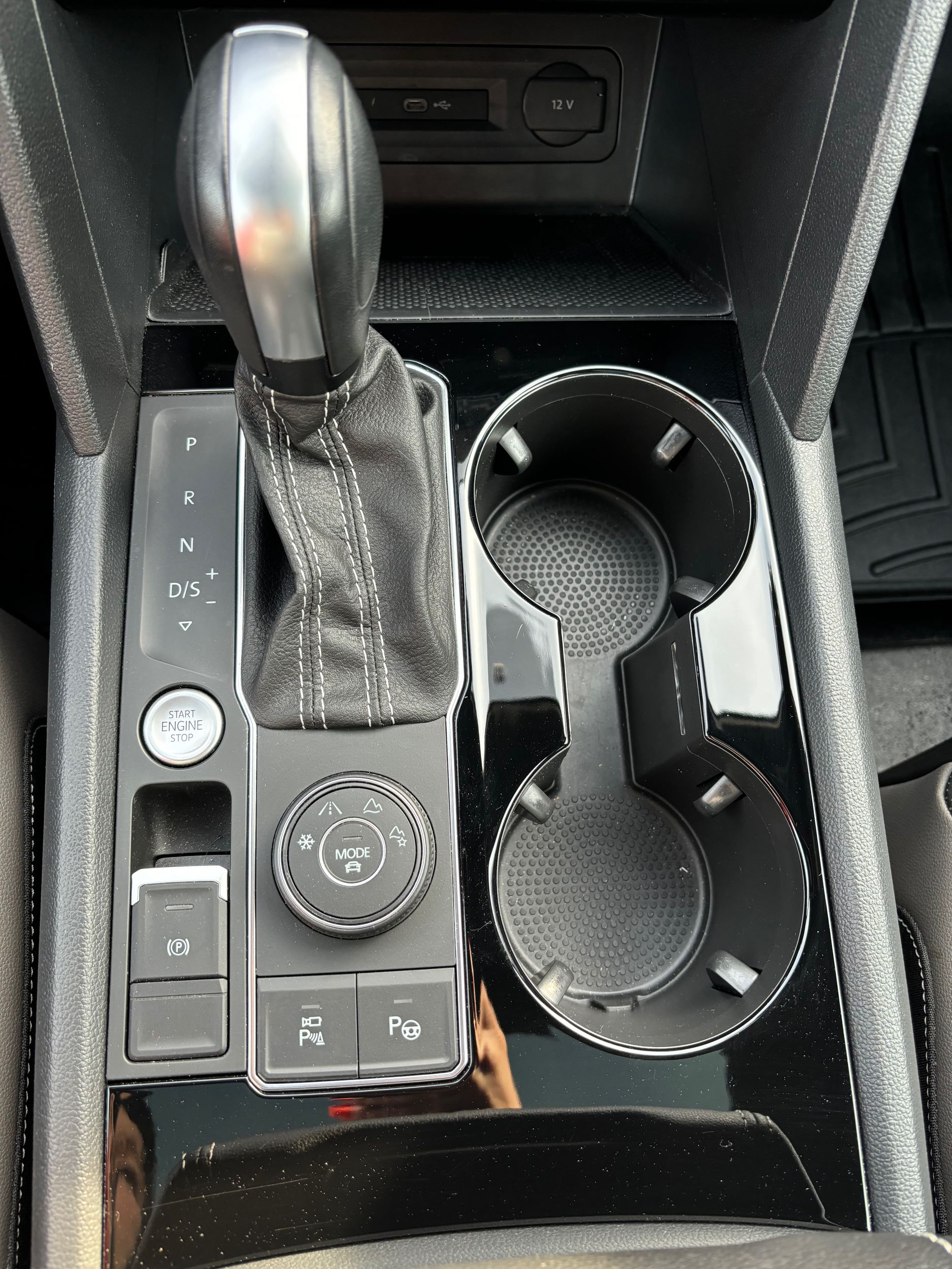 Volkswagen Atlas Cross Sport EXECLINE 2023 MOTEUR V6 !!! JAMAIS ACCIDENTÉ!!! DÉMONSTRATEUR !!!! 1 SEULEMENT DISPONIBLE !!!