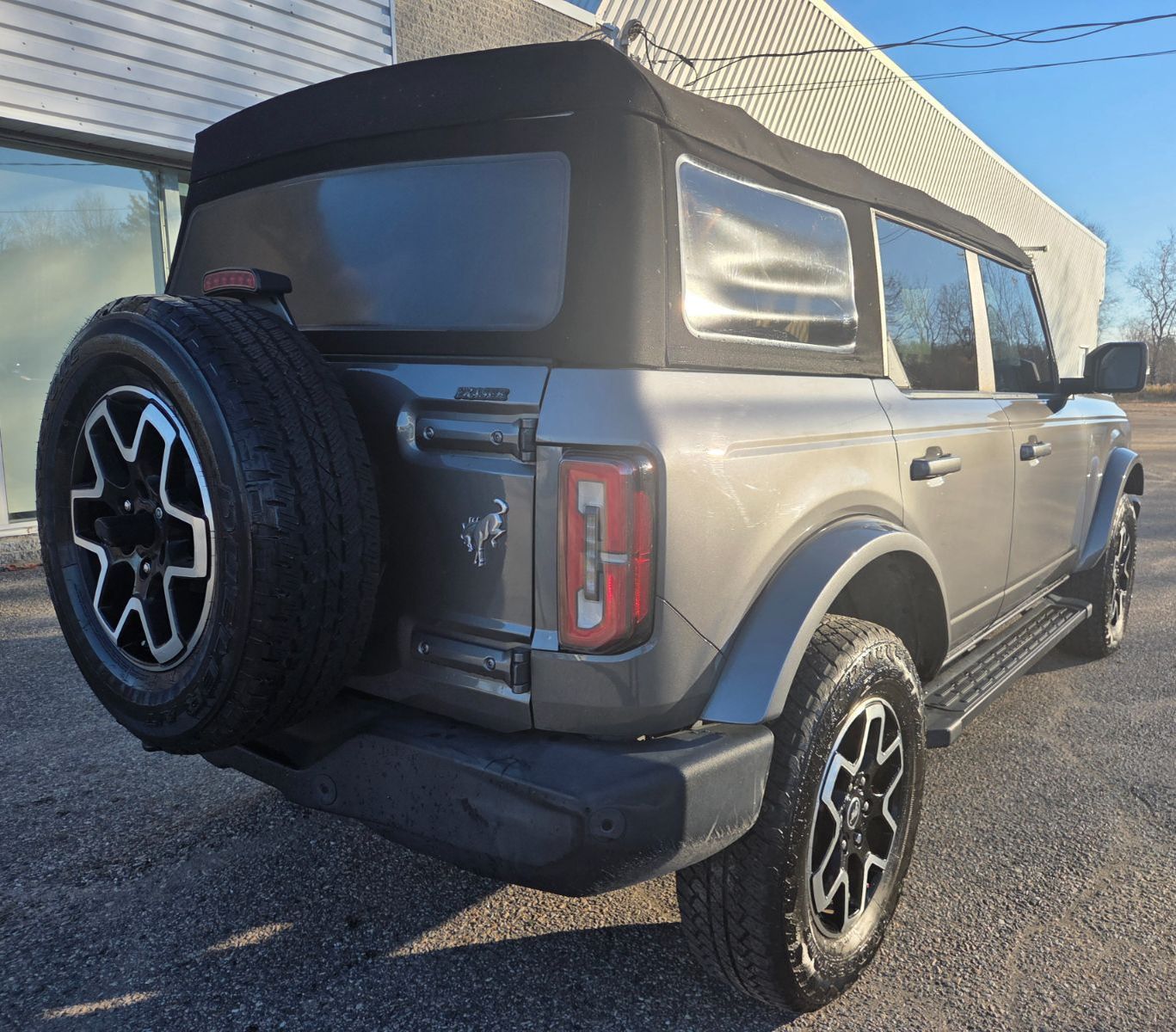 Photo 2022 Ford Bronco OUTER BANKS #5