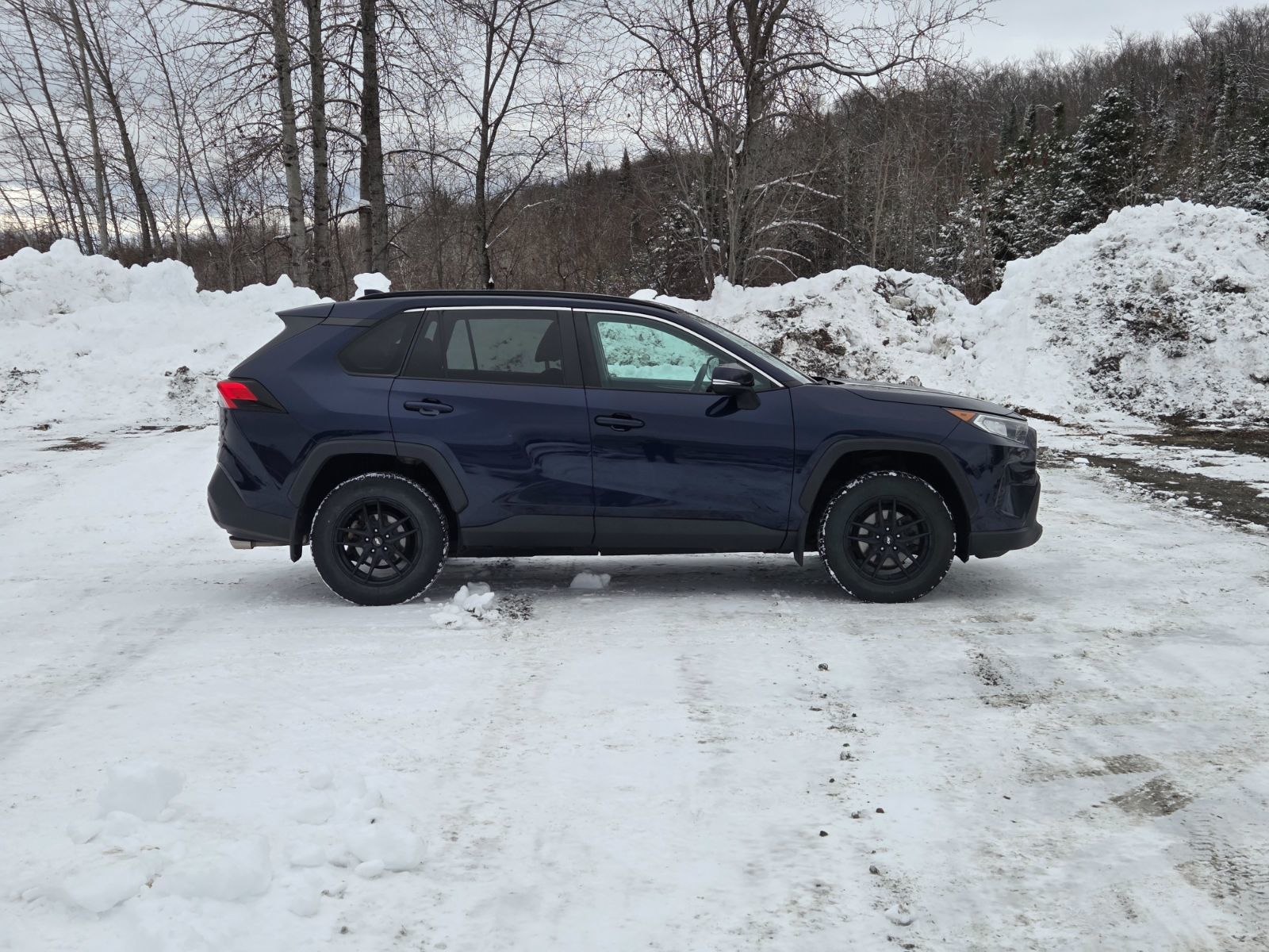 Toyota RAV4 XLE 2021 Qualité Toyota, prix d’occasion : le combo gagnant