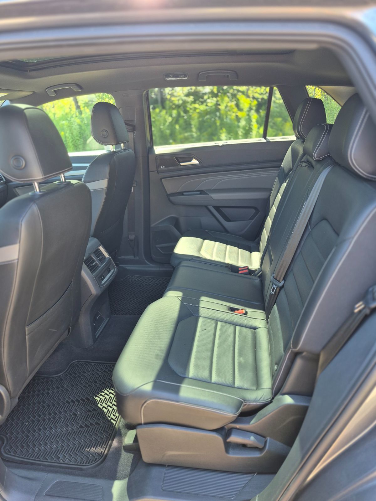 2022 Volkswagen Atlas Cross Sport Highline Crossport low kilometer