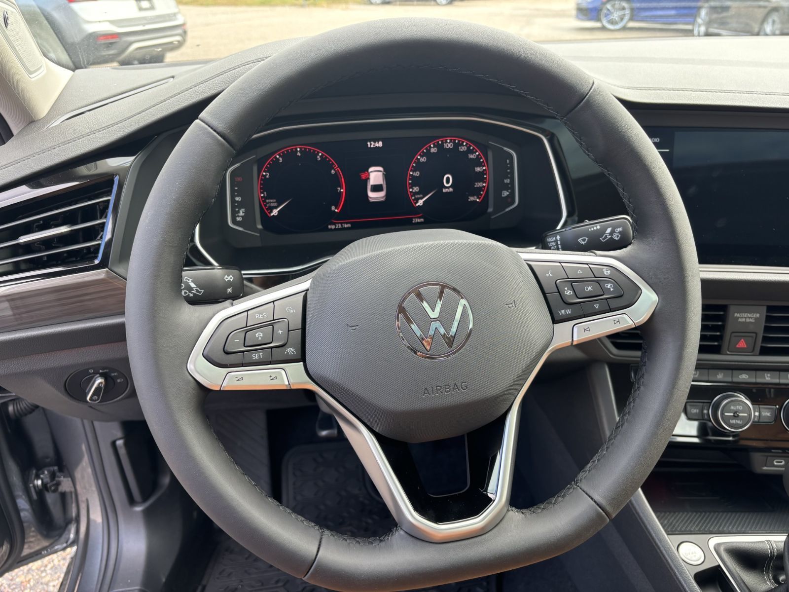 2024 Volkswagen Jetta HIGHLINE Volkswagen Jetta 2024 : La route vous attend, prenez le volant