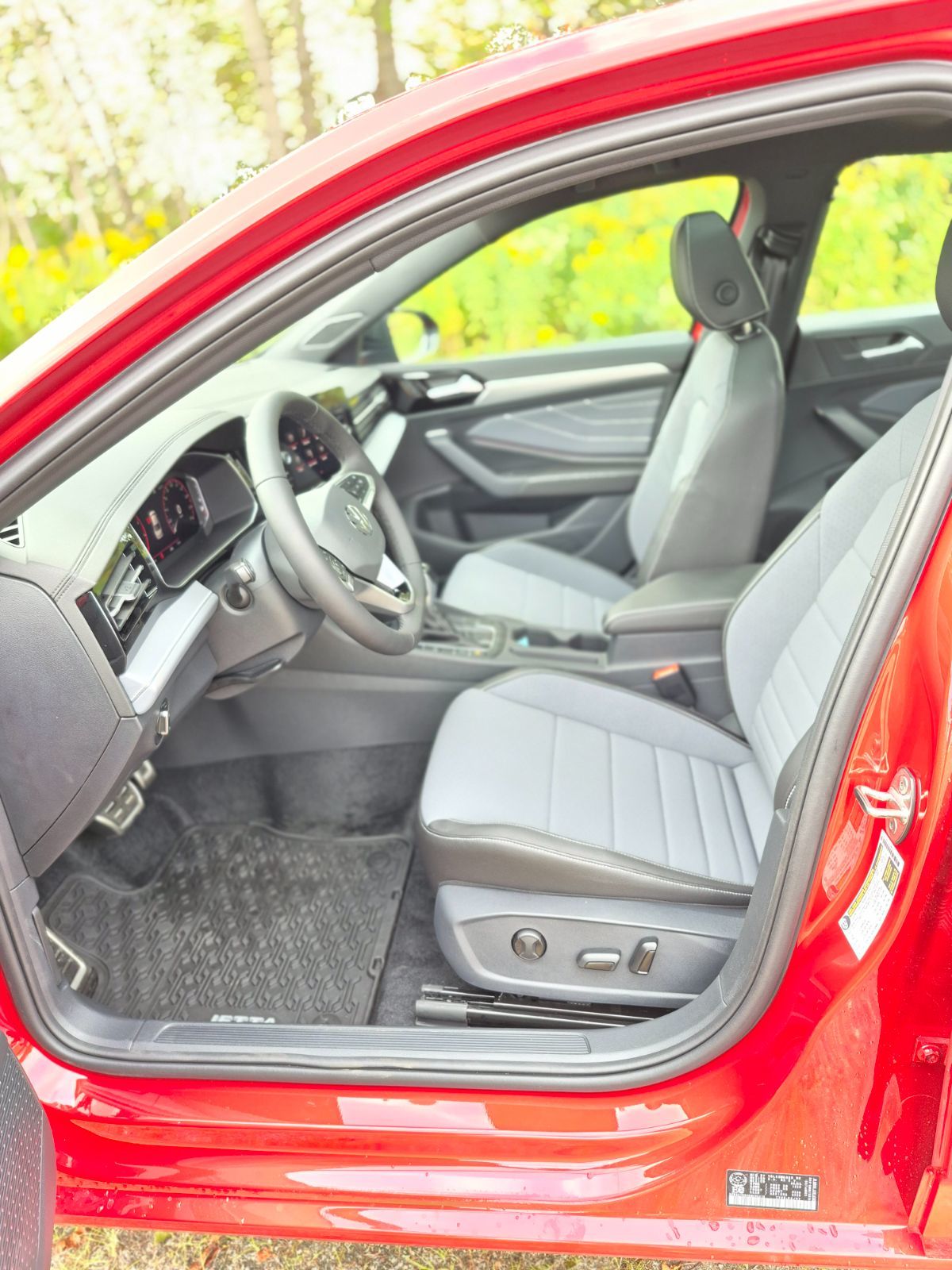 2025 Volkswagen Jetta Comfortline Jetta 2025: The Future Drives With You