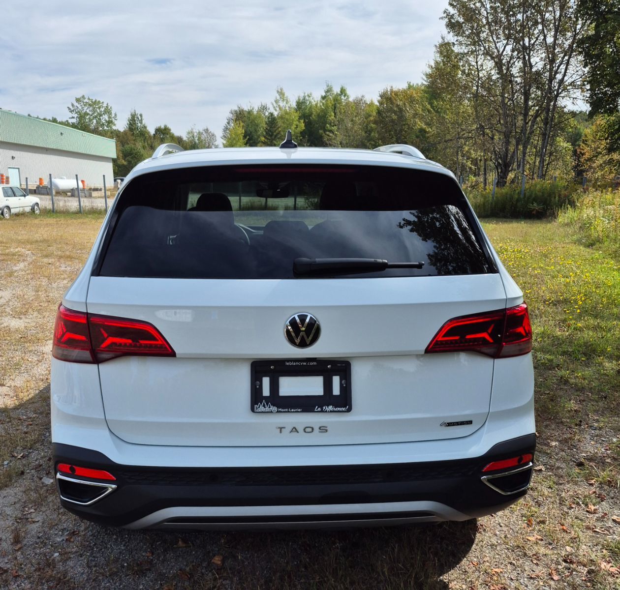 2024 Volkswagen Taos Highline démo low kilometer