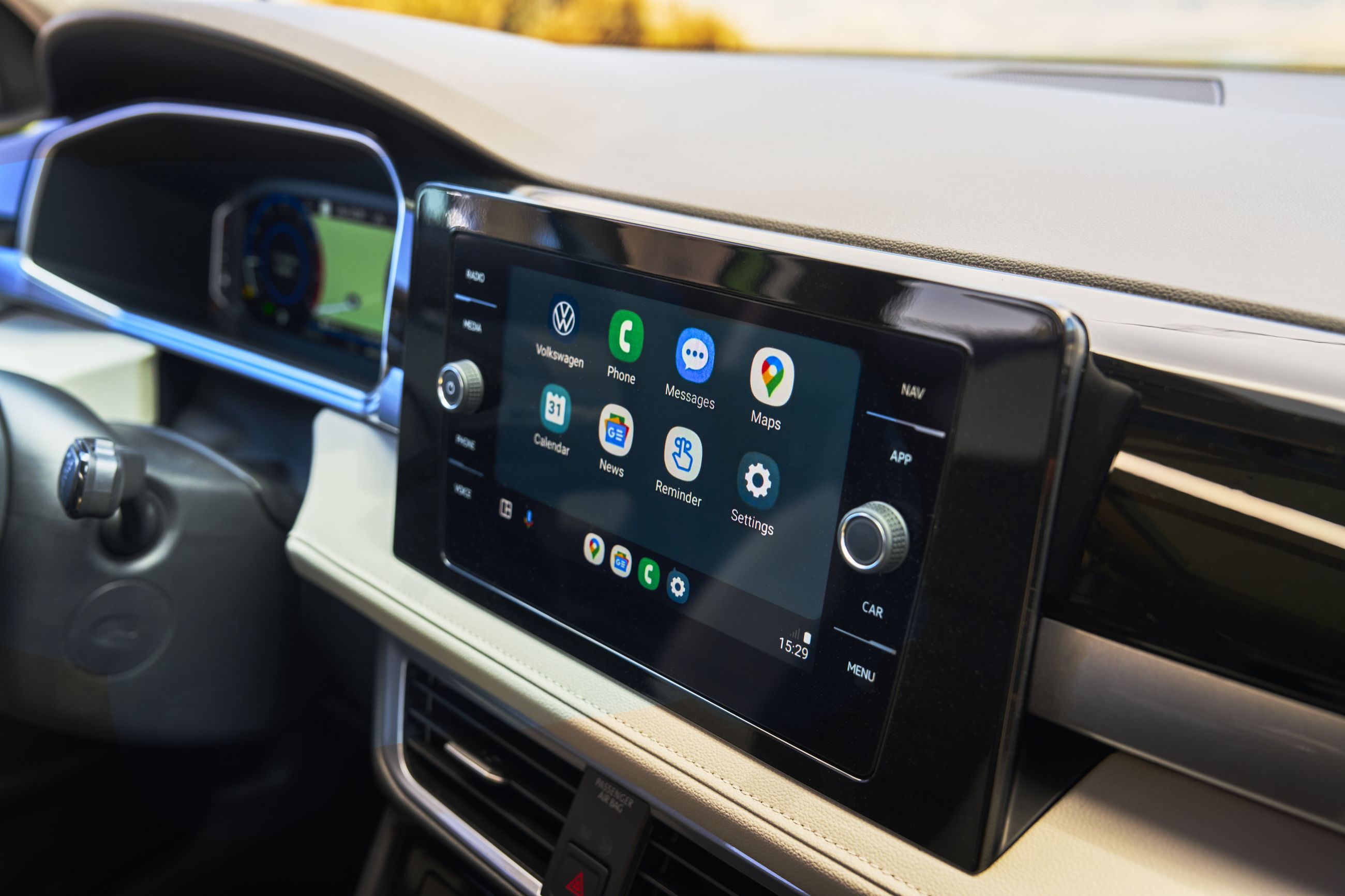 2025 Volkswagen Taos Highline Taos 2025: Elegance and performance combined