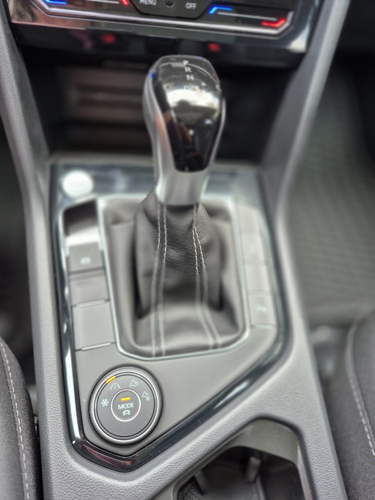 2026 Volkswagen Taos Comfortline Black Edition