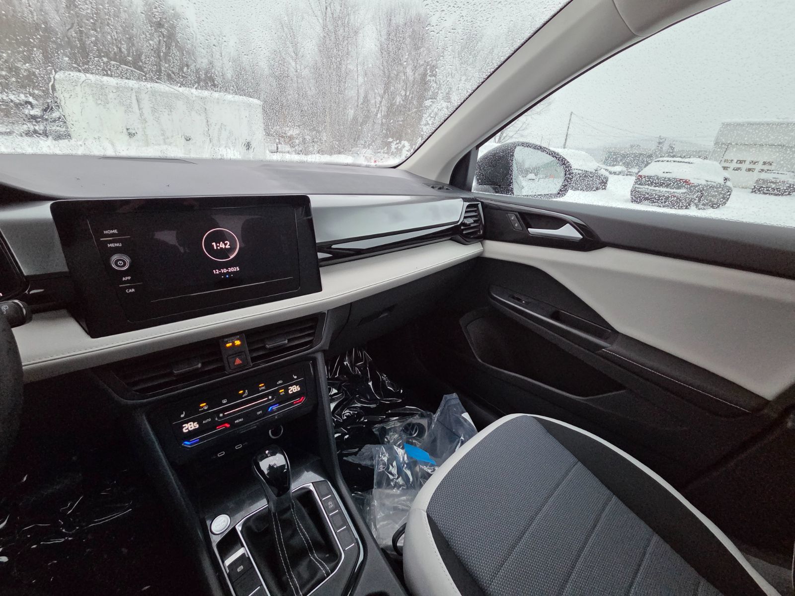 2026 Volkswagen Taos Trendline Taos 2026: compact, yet ready for anything